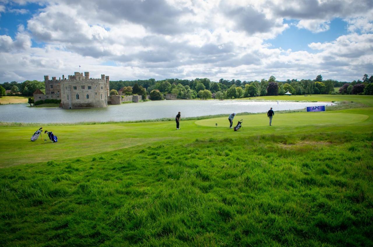 Leeds Castle Stable Courtyard Bed And Breakfast Maidstone Exterior foto