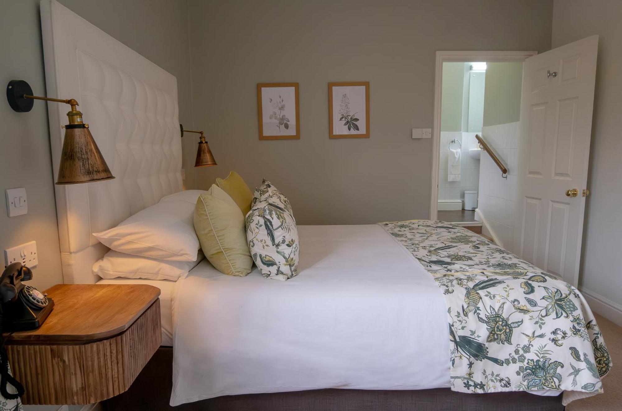 Leeds Castle Stable Courtyard Bed And Breakfast Maidstone Exterior foto