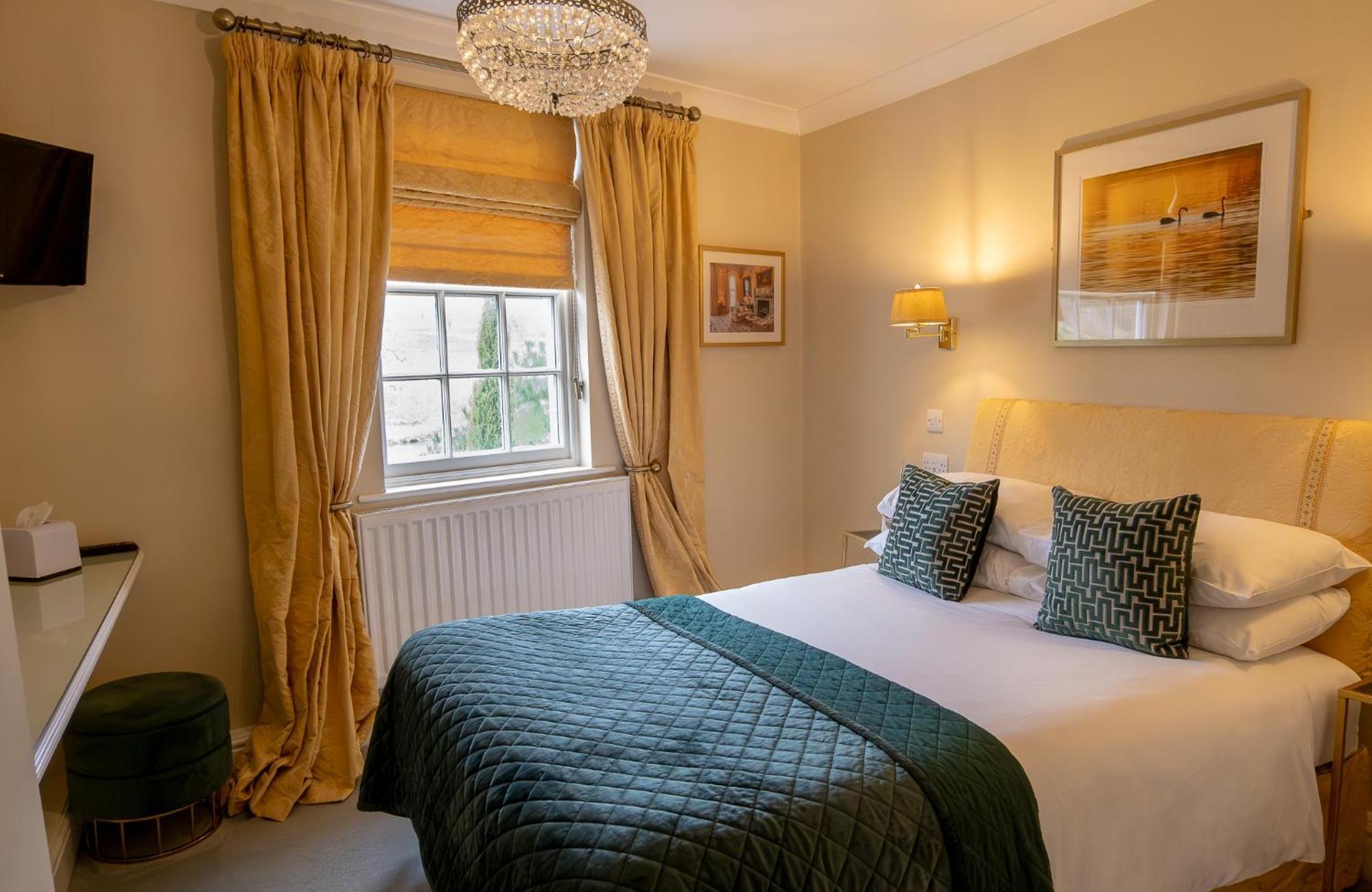 Leeds Castle Stable Courtyard Bed And Breakfast Maidstone Exterior foto