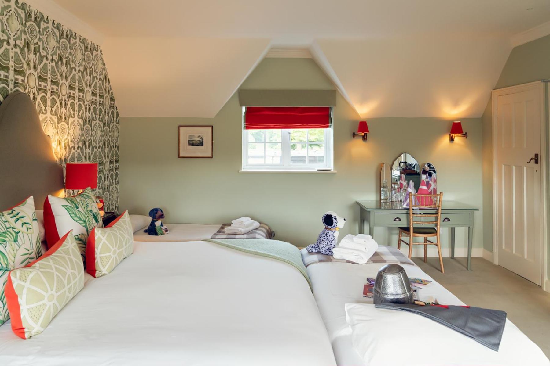 Leeds Castle Stable Courtyard Bed And Breakfast Maidstone Exterior foto